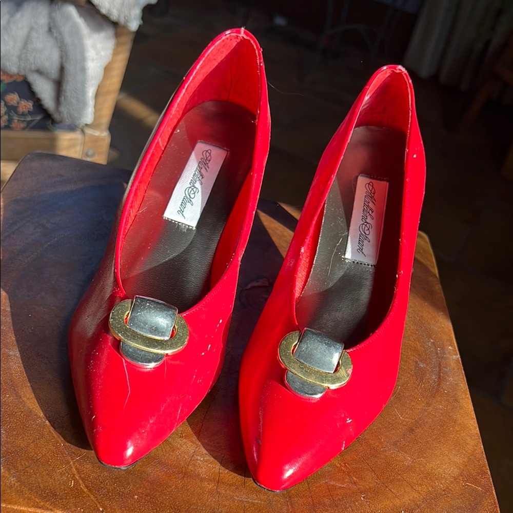 VINTAGE MADELINE STUART PUMPS